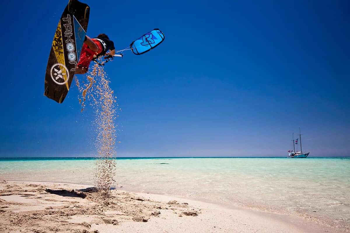 Où trouver les meilleurs spots de kitesurf ? | VoyageAvecNous