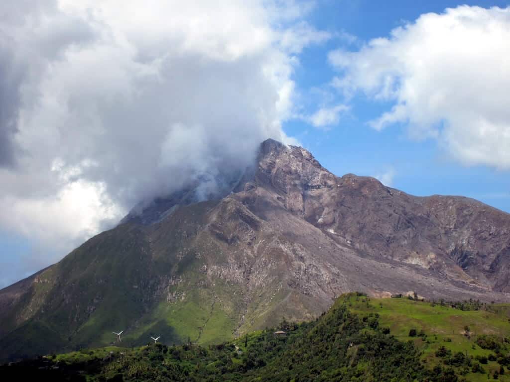 guadeloupe soufriere volcan