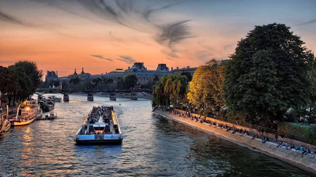 decouvrir paris depuis la seine