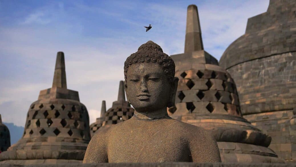 visiter temples Indonésie