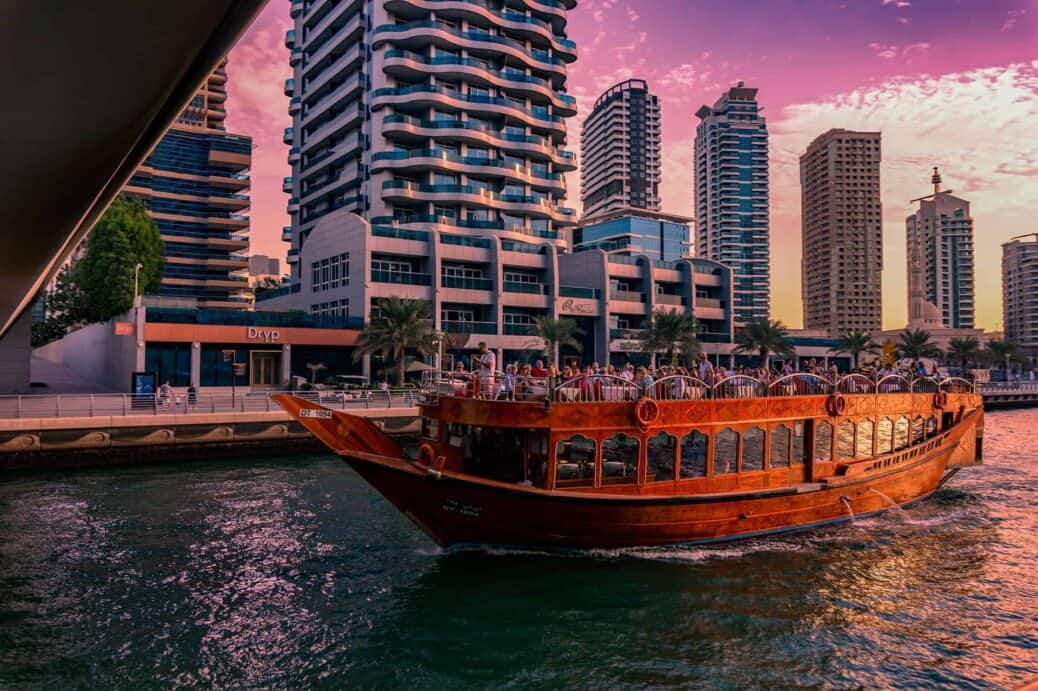 dhow boat croisiere dubai