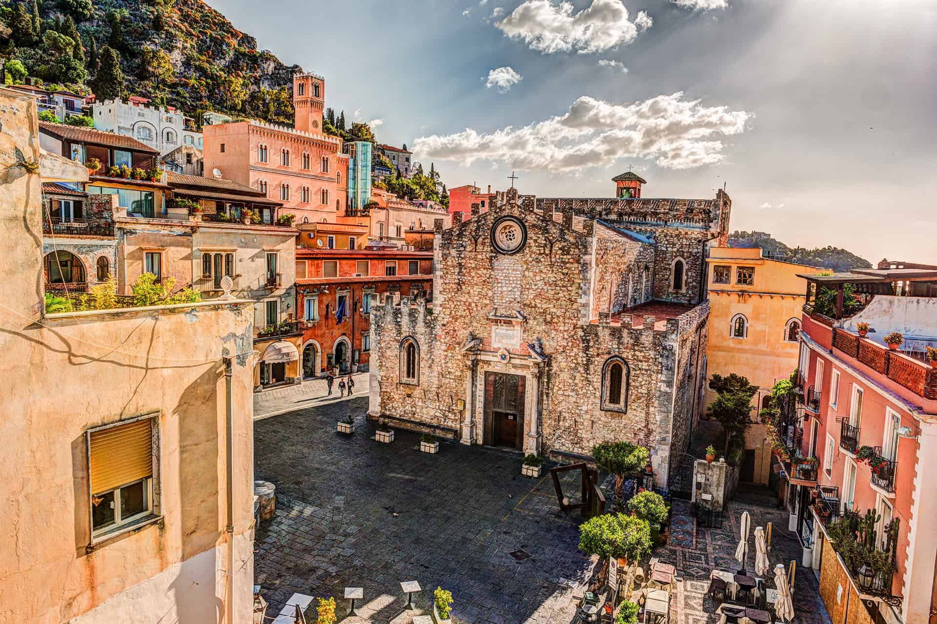 visit taormina by car