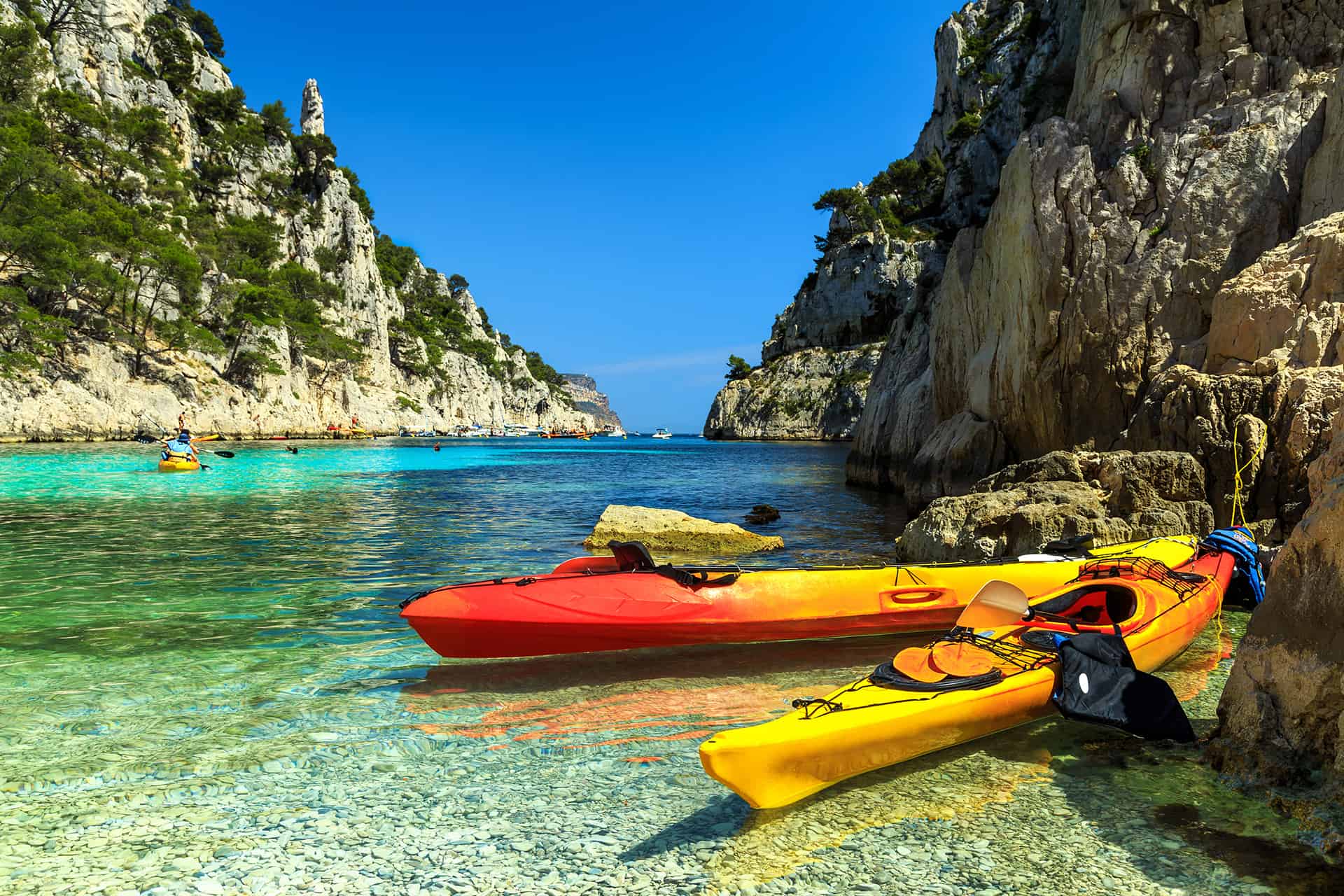 kayaks eaux turquoises france