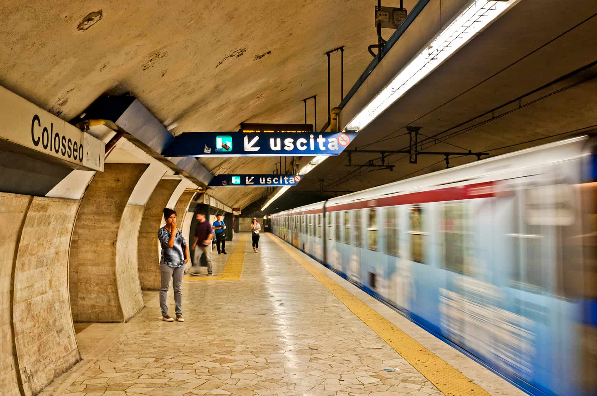 metro travel in rome