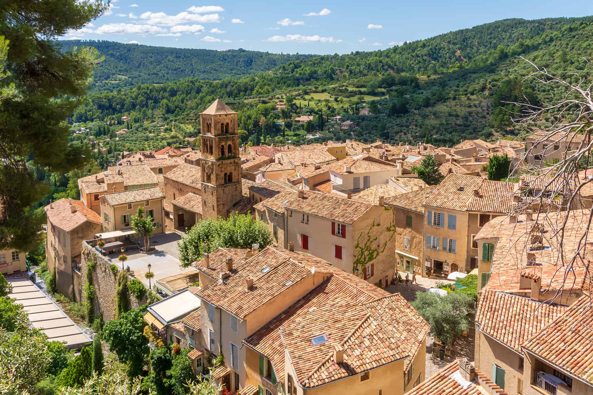 village moustiers-sainte-marie