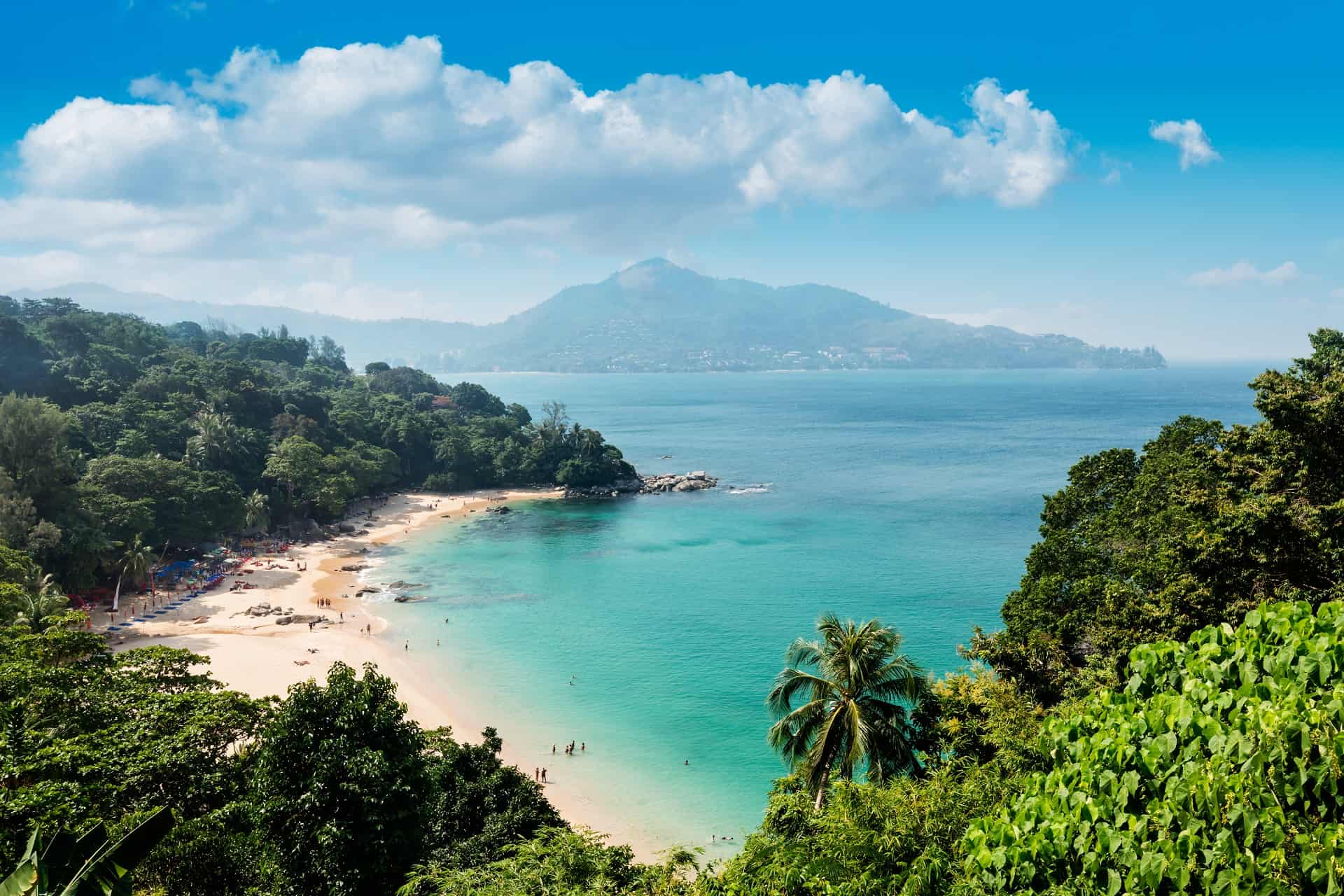 plage kamala phuket ou partir en janvier