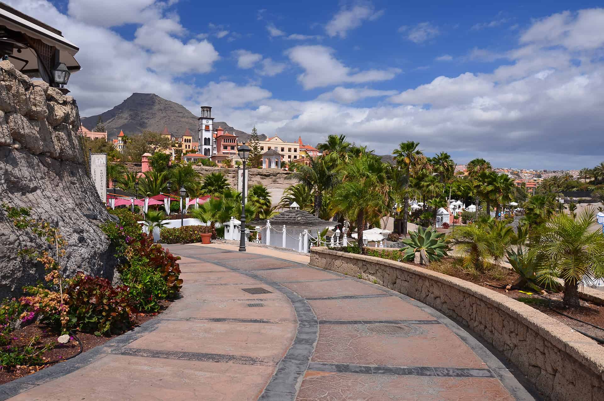 costa adeja 