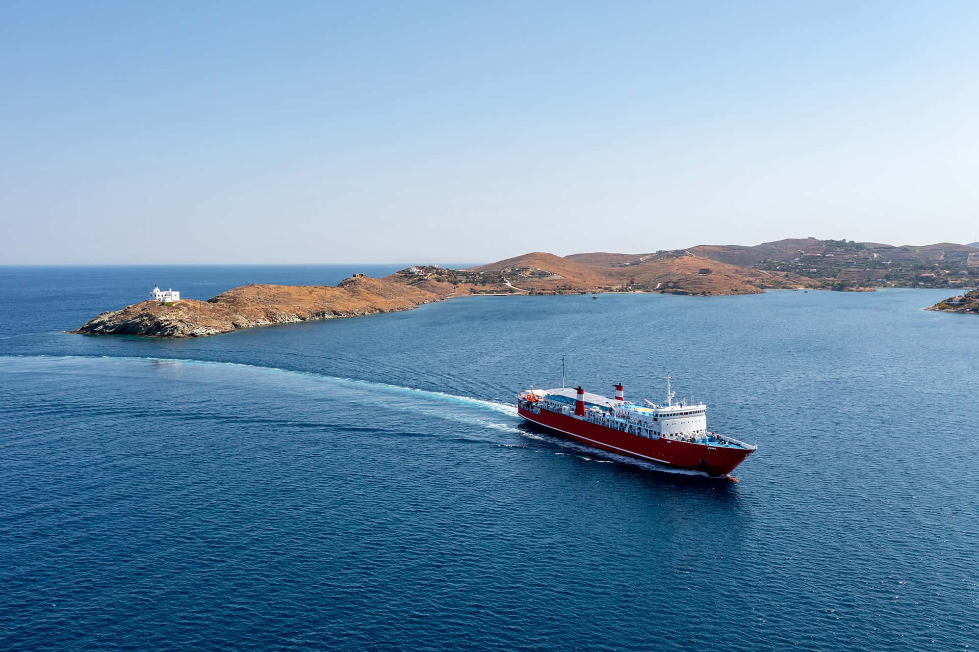 ferry santorin cyclades