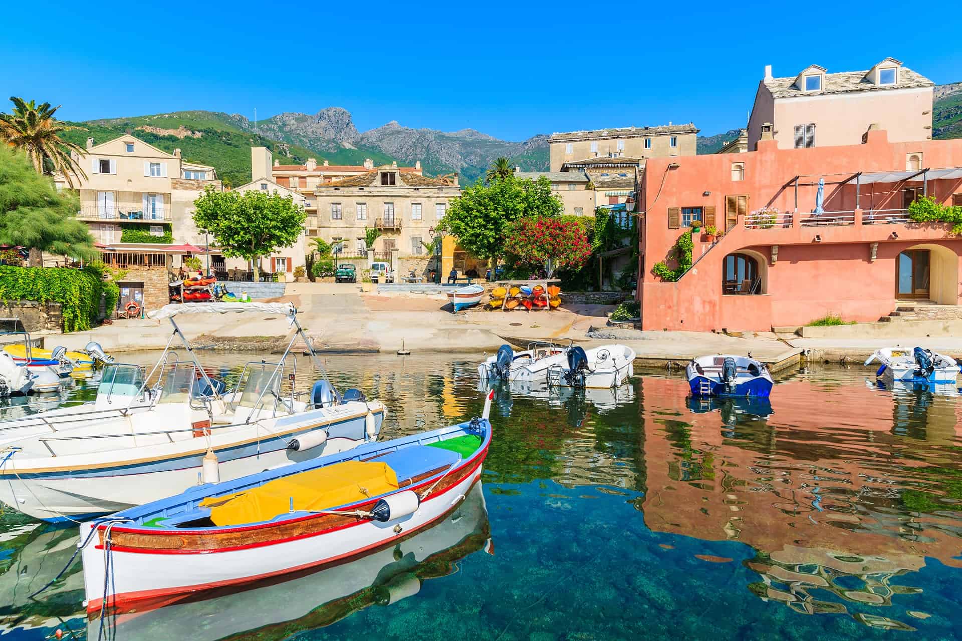 pourquoi aller en corse