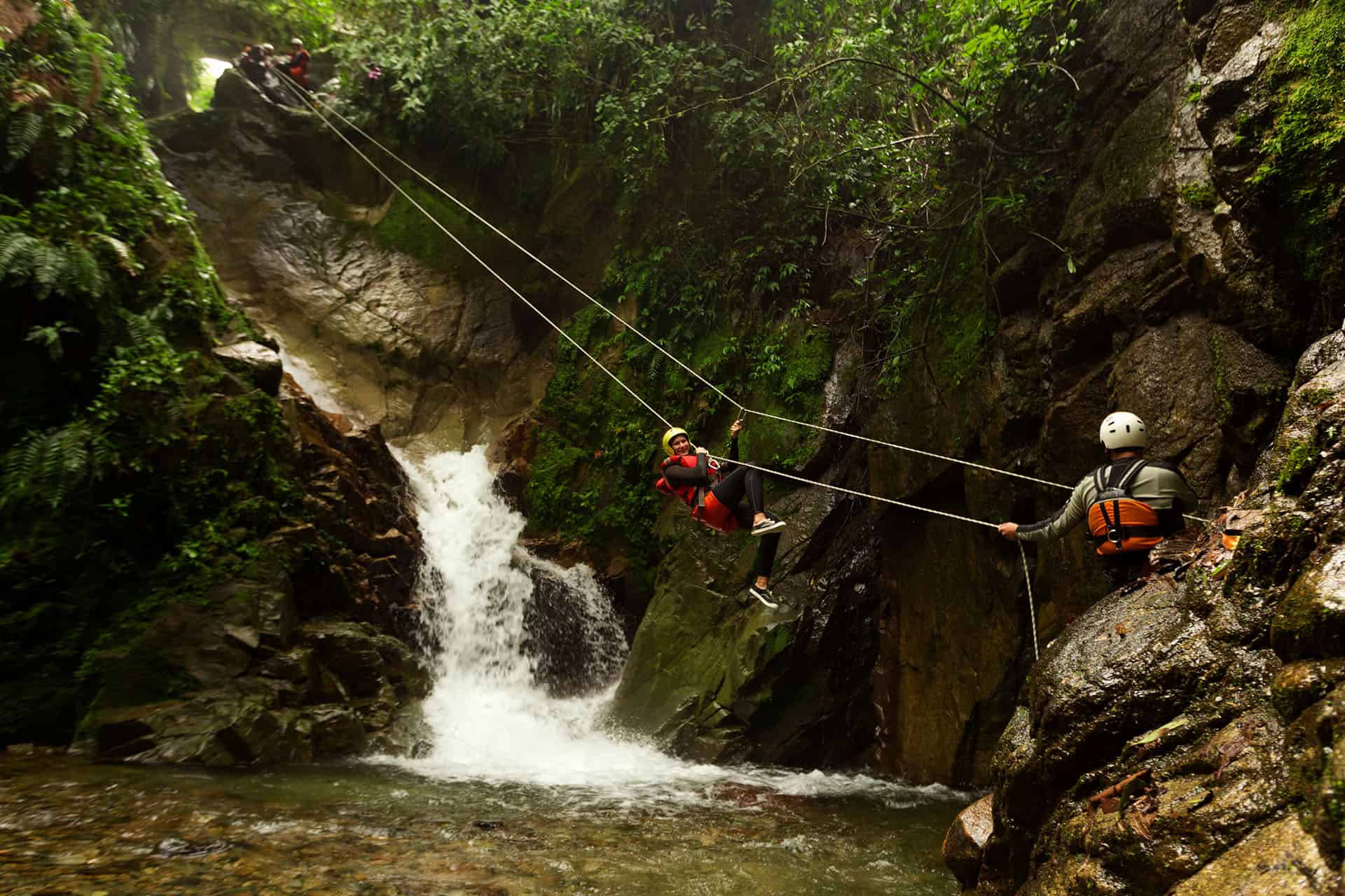 tyrolienne canyoning
