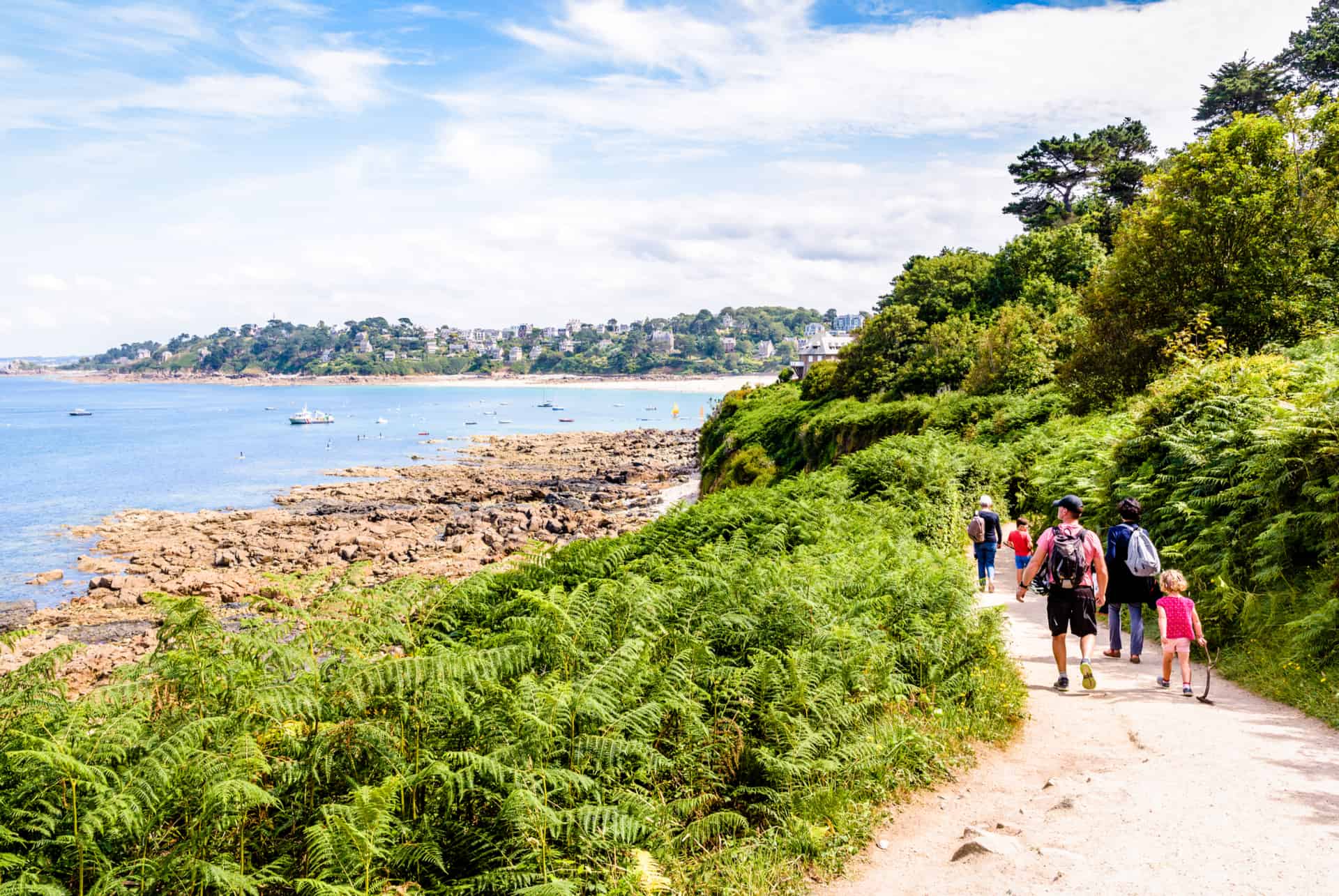 visiter la bretagne en famille