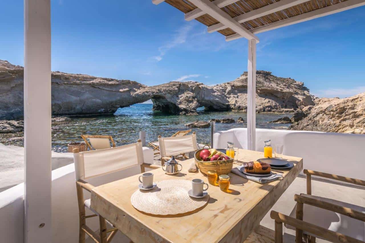 aqua house milos