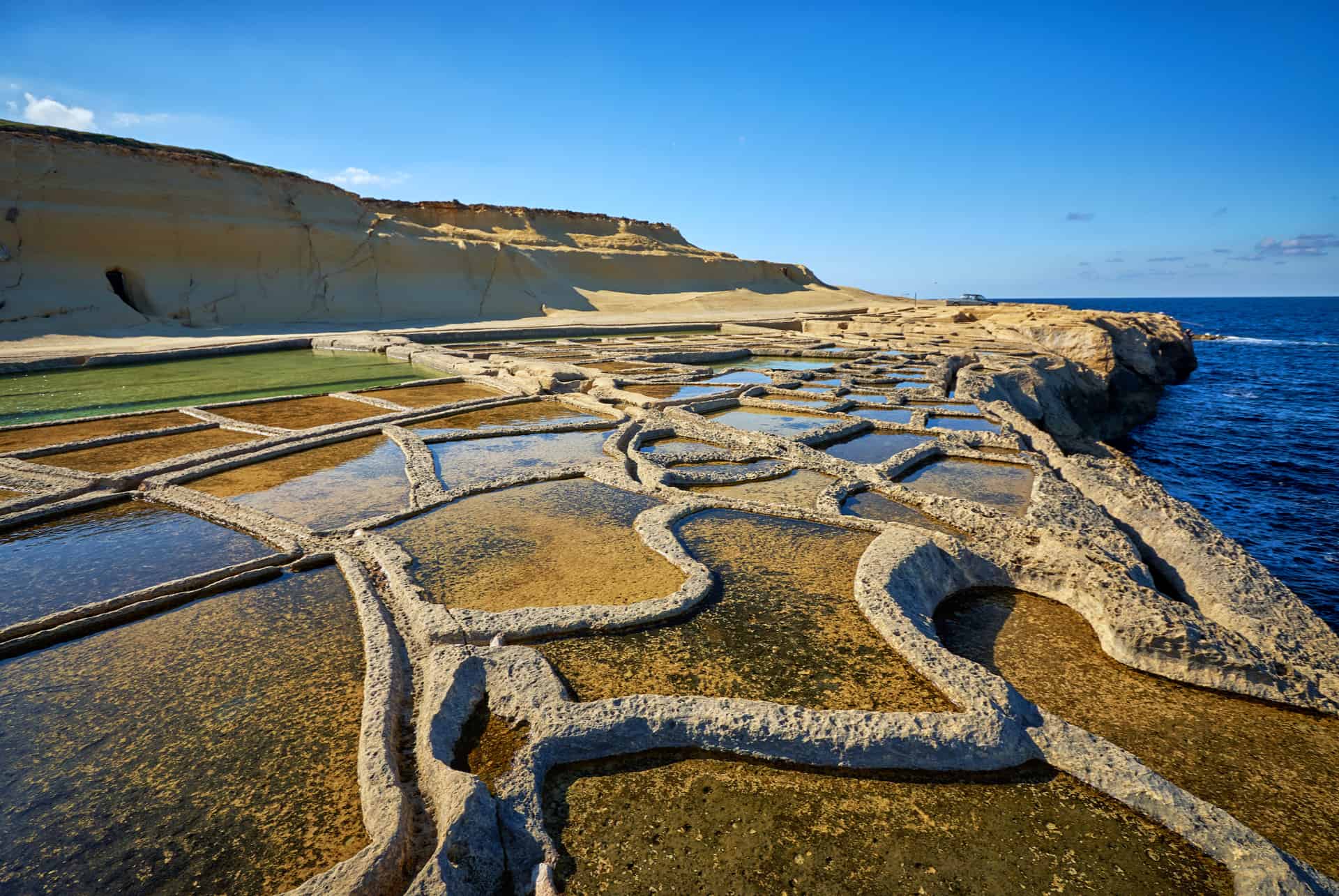 plage gozo marsalforn bay