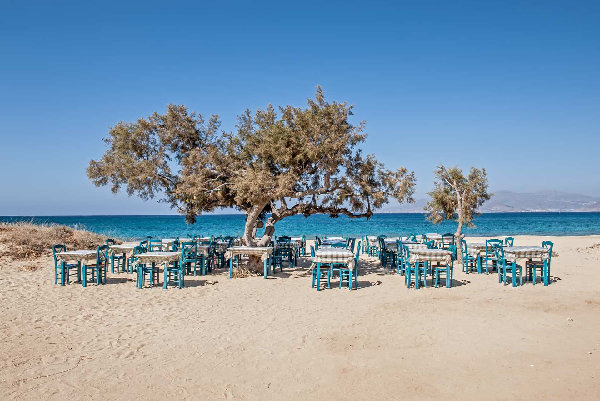 plaka plage naxos