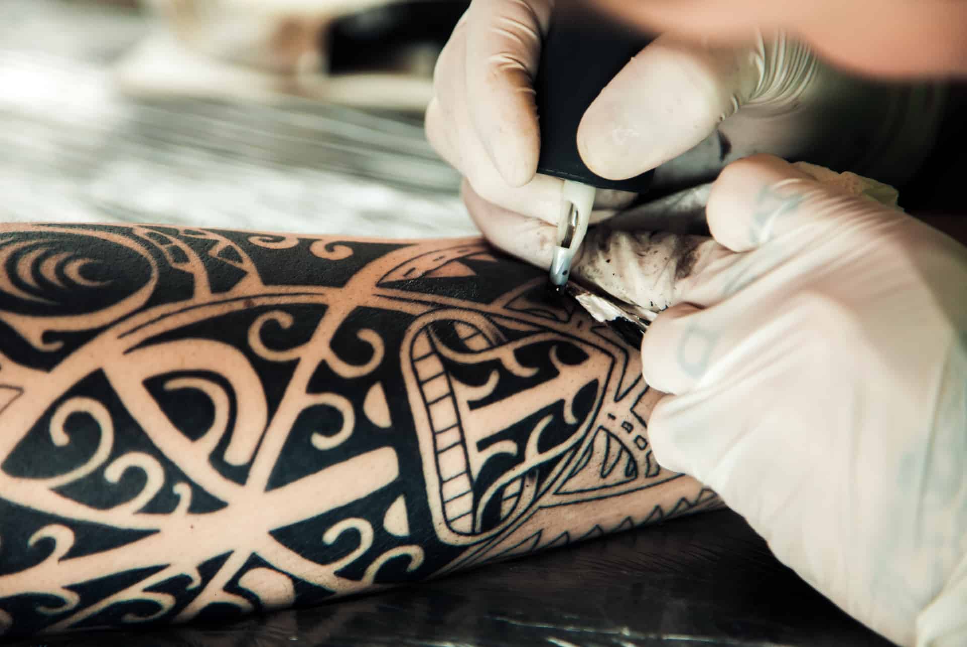 se faire un tatouage polynesien