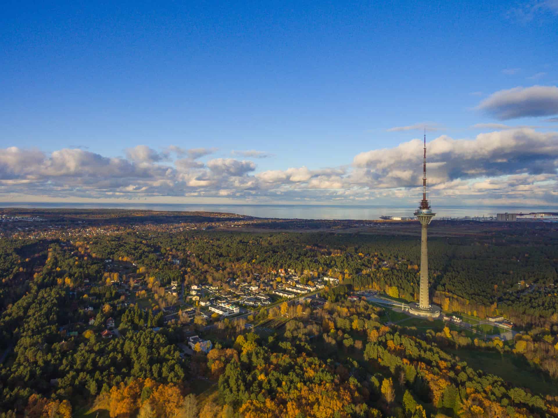 tour de télévision tallinn