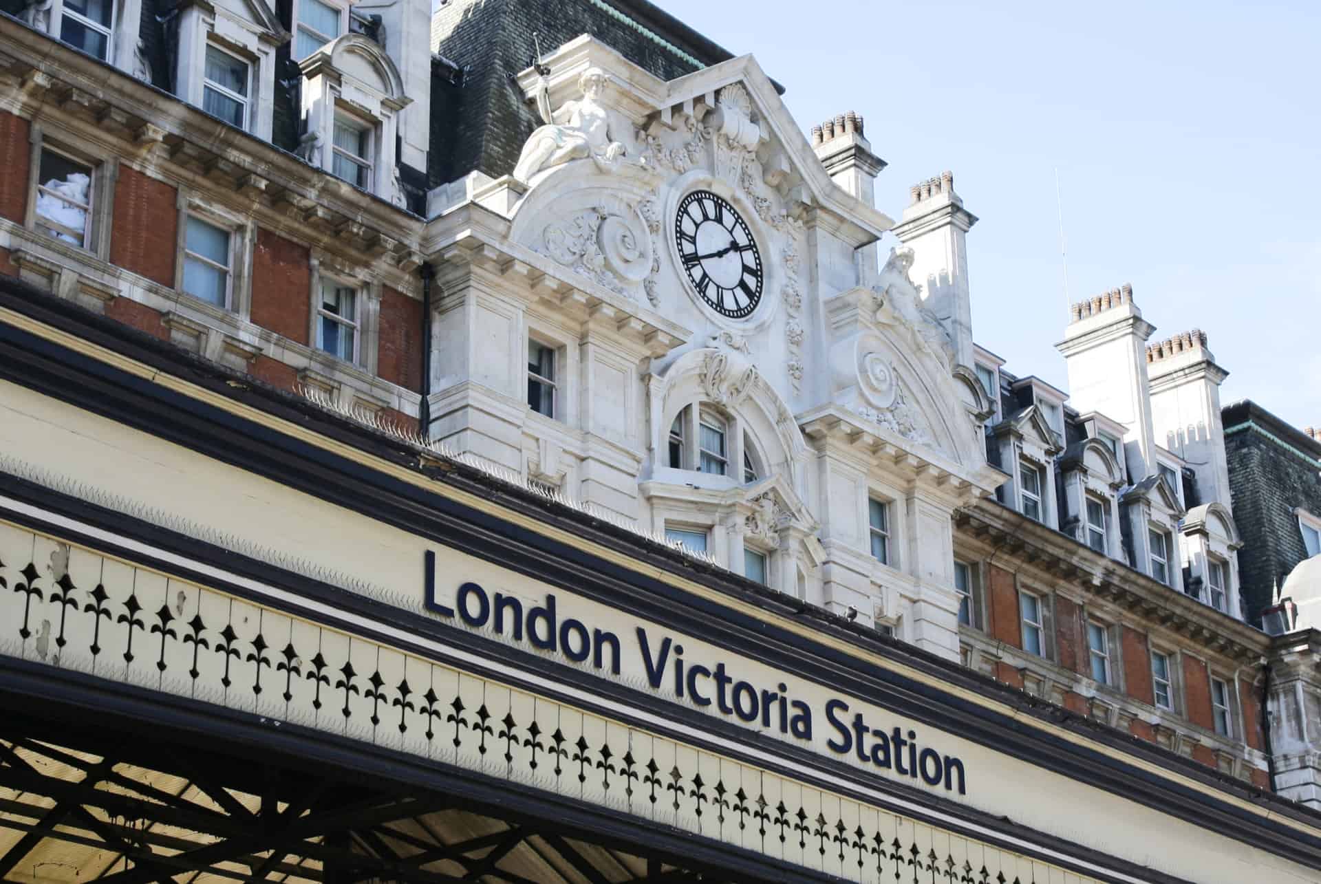 london victoria station