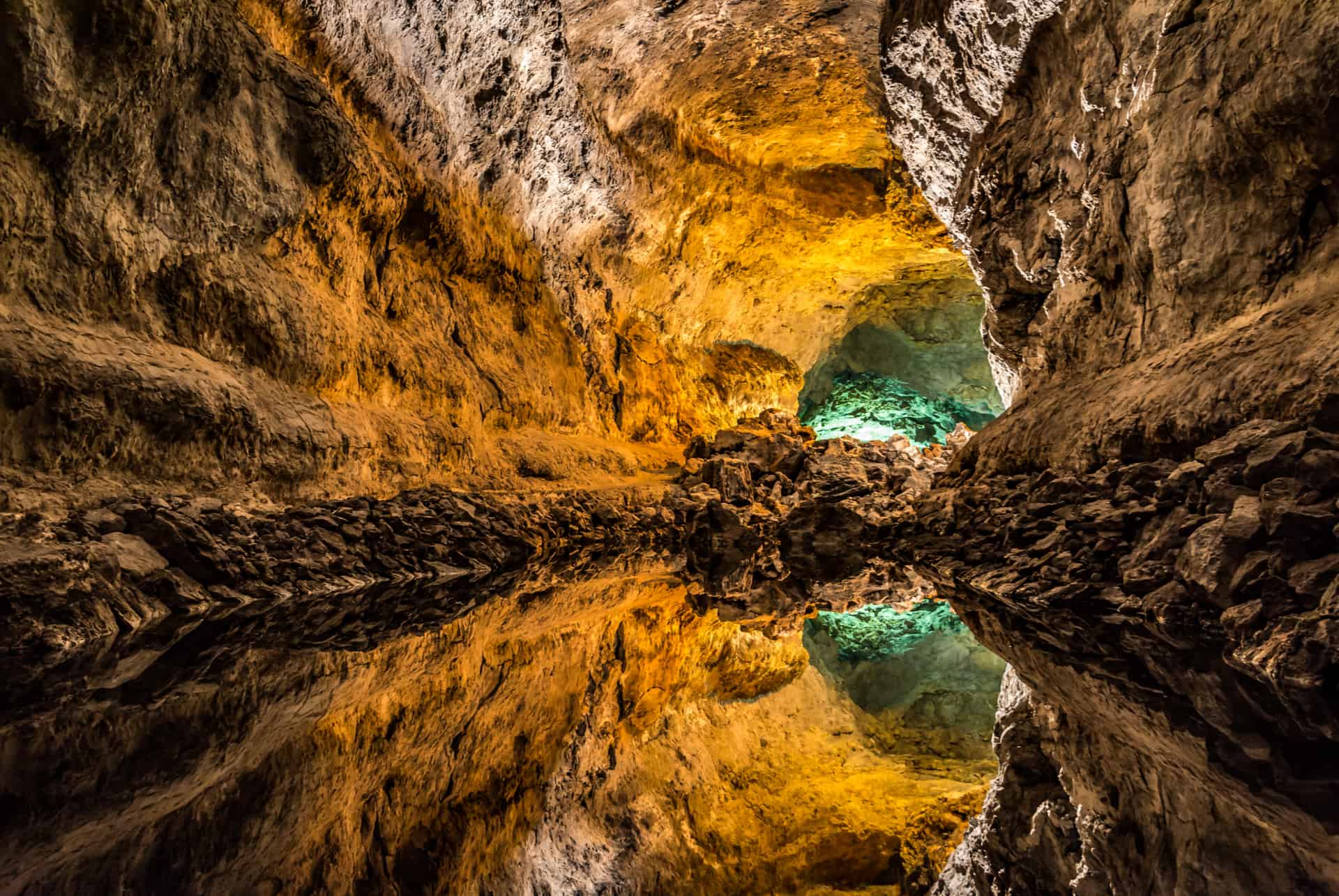 cueva de los verdes