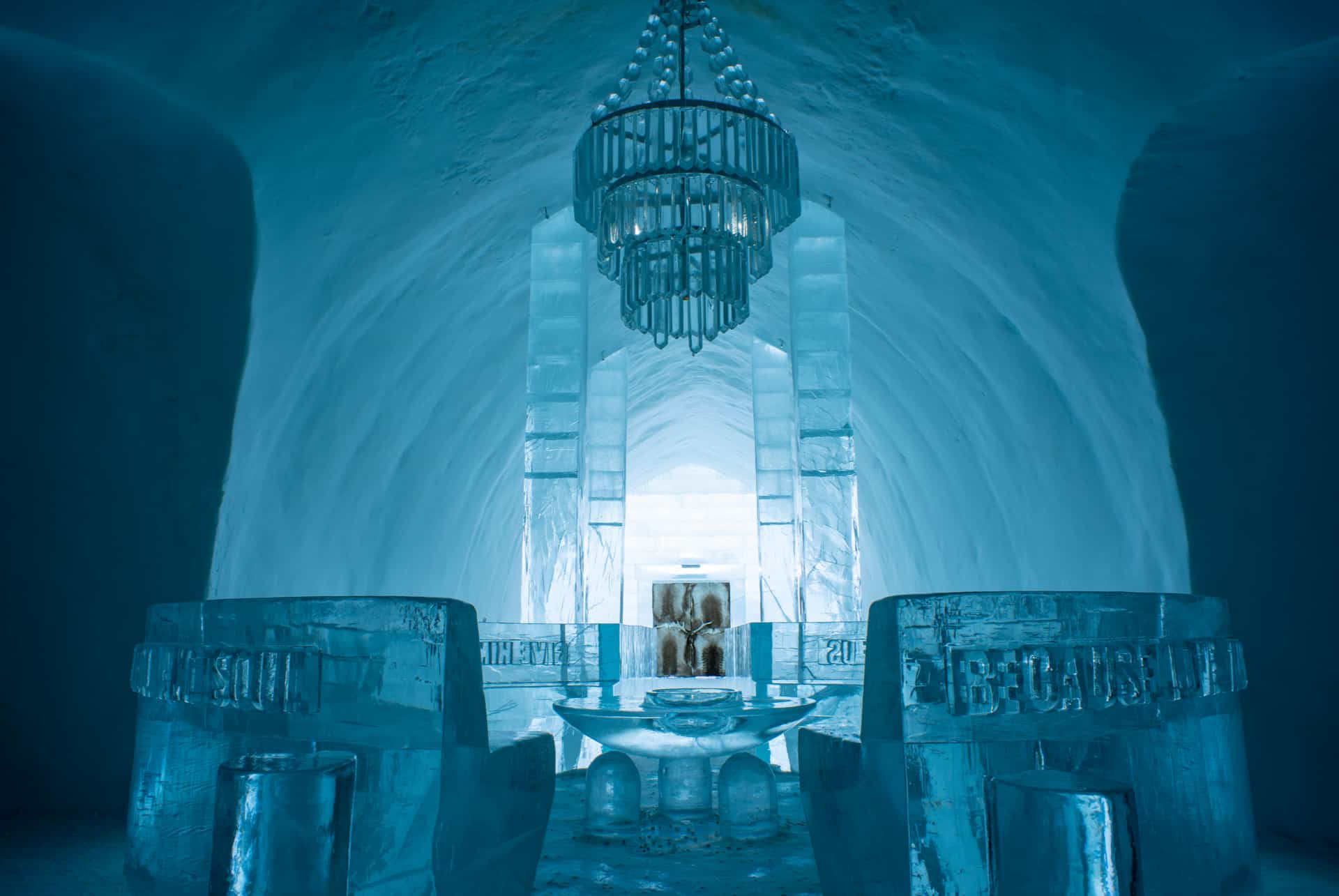 ice hotel suede aurores boreales