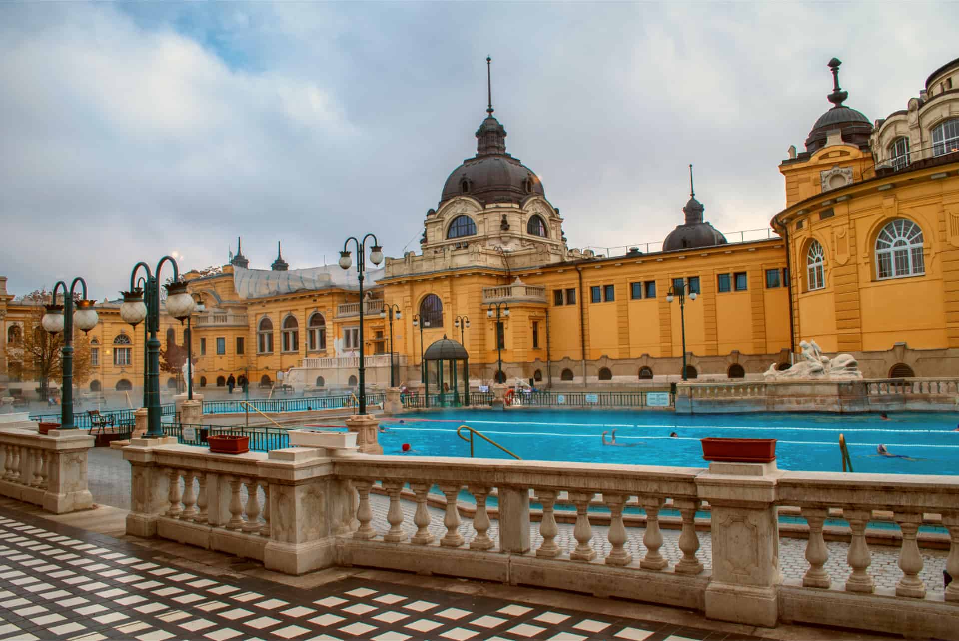 bath szechenyi