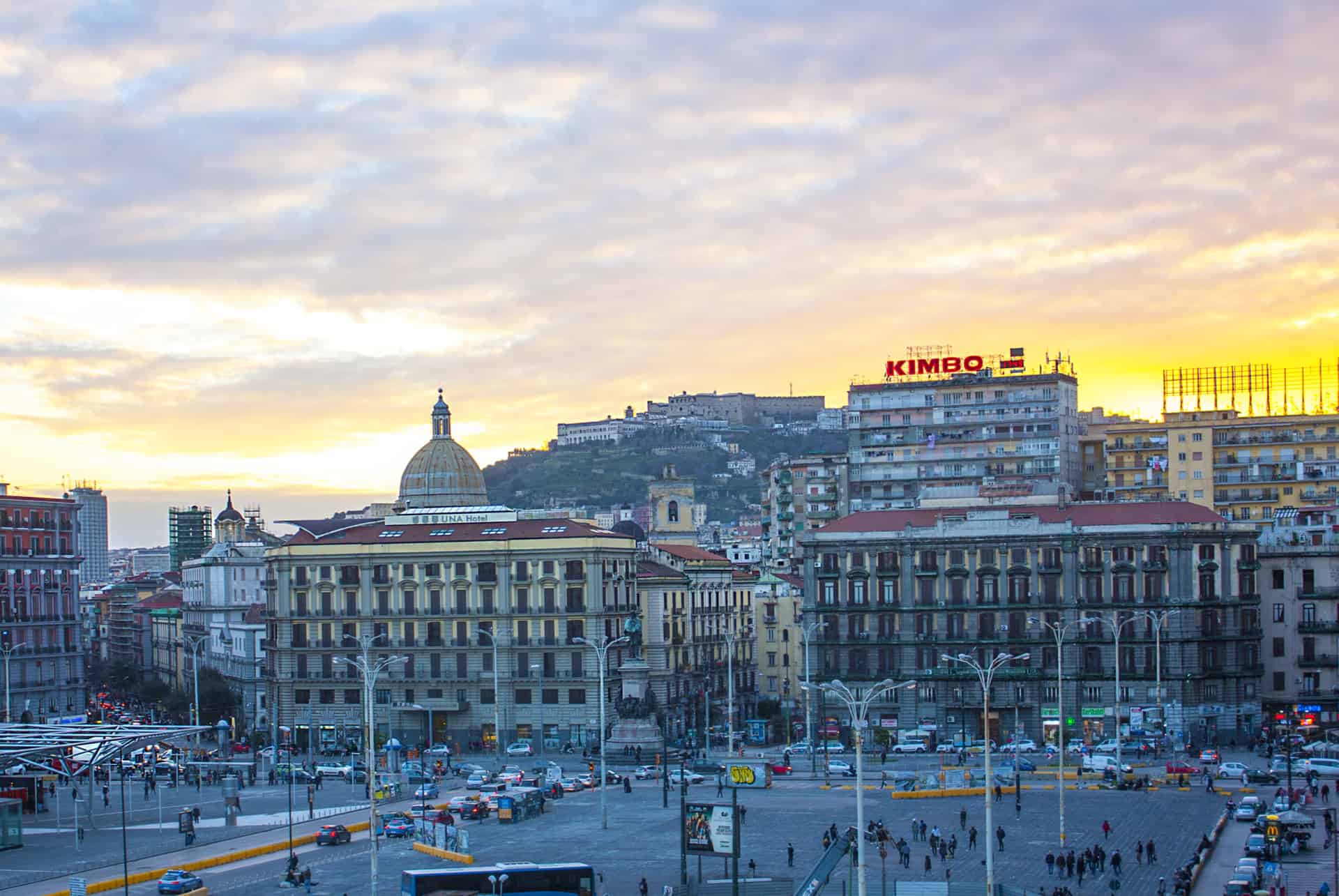 quartier mercato dormir naples