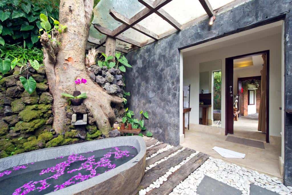 hotel ubud villa