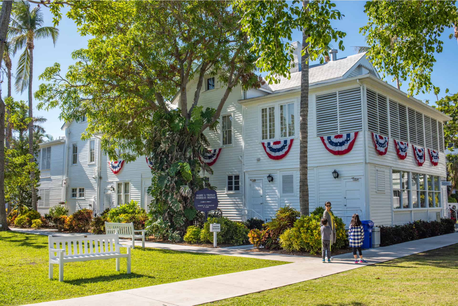 little white house