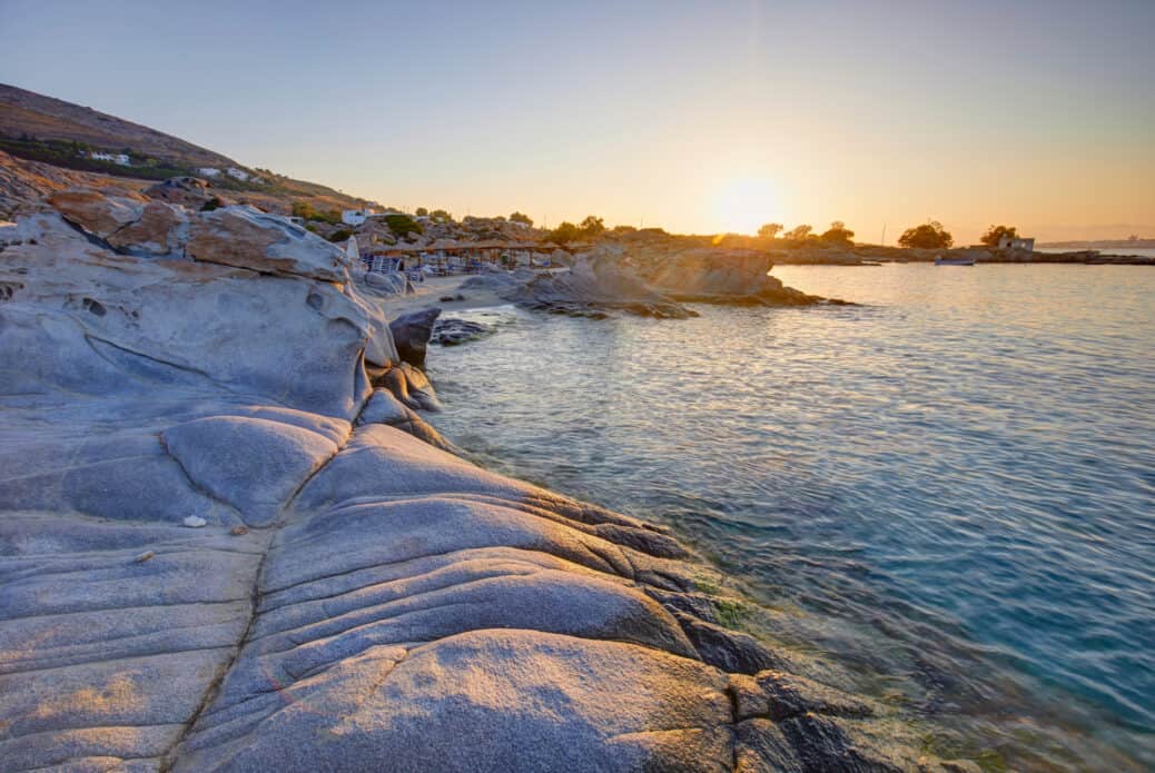 plage Kolymbithres que faire paros