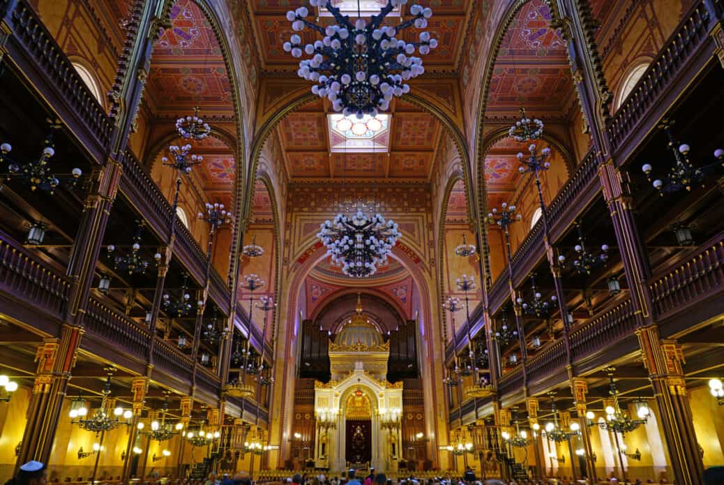 interieur grande synagogue budapest