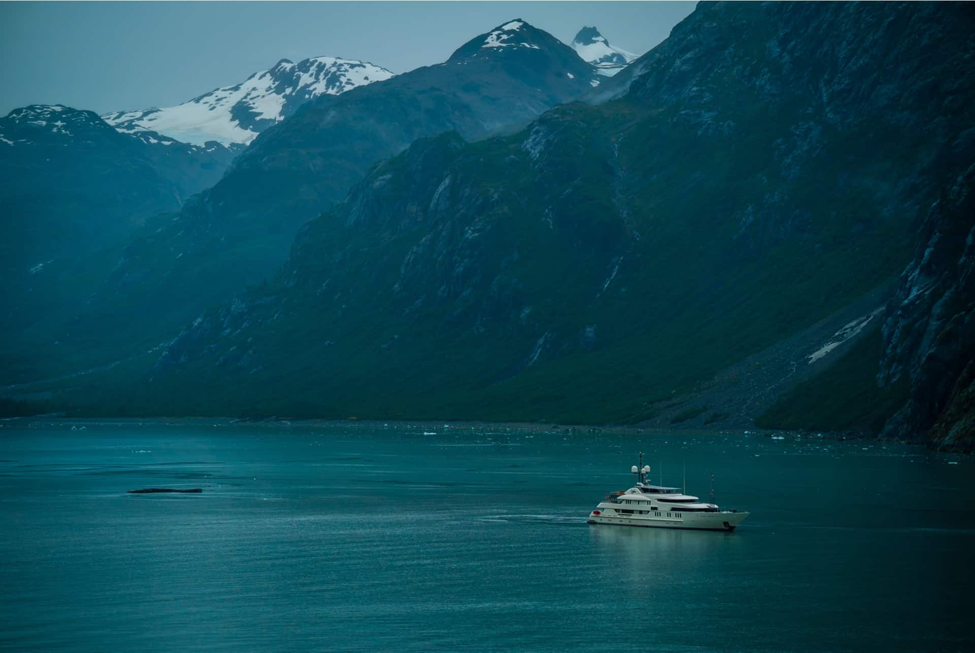 yacht de luxe islande