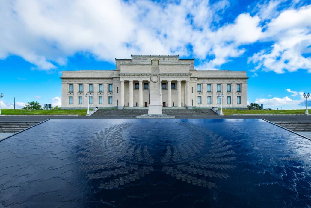 musee du memorial de guerre auckland