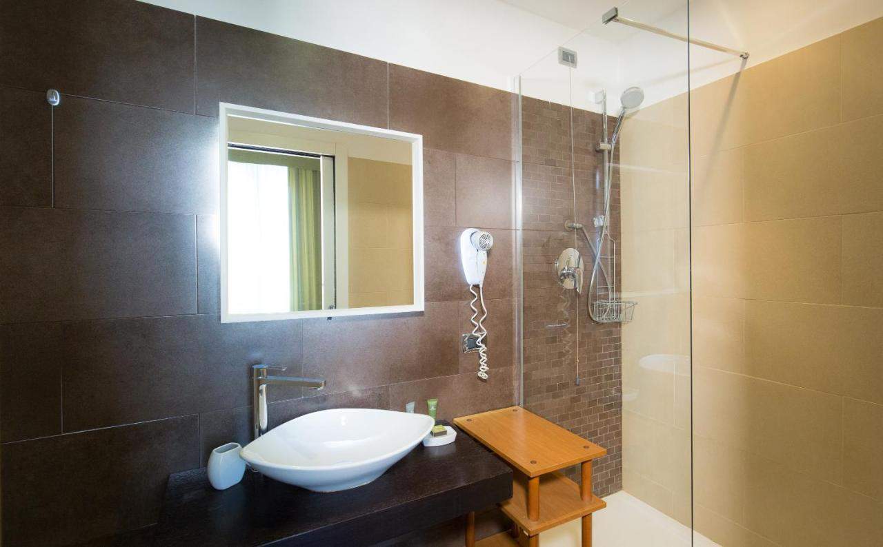 suitinn19 rome