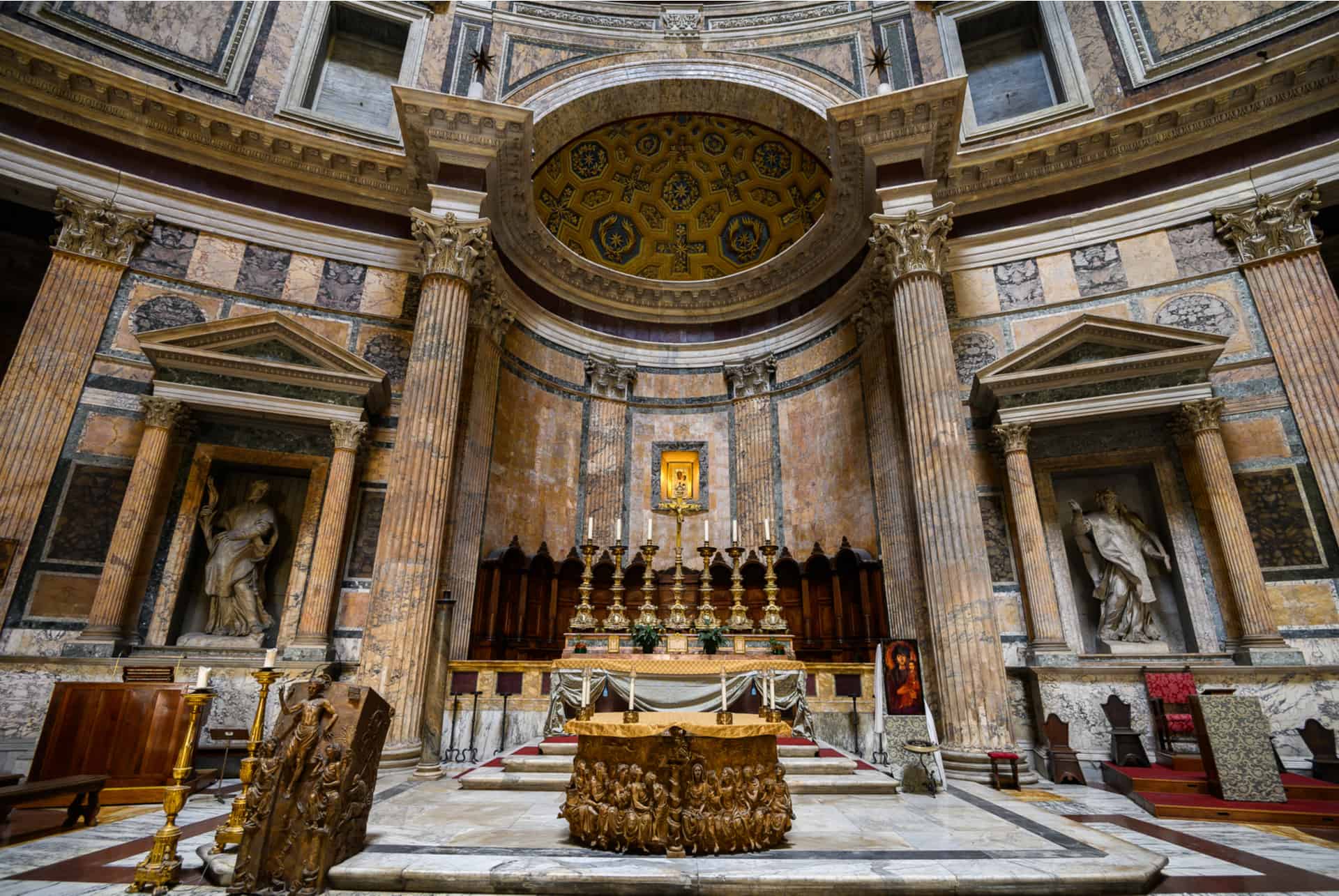 autel pantheon rome