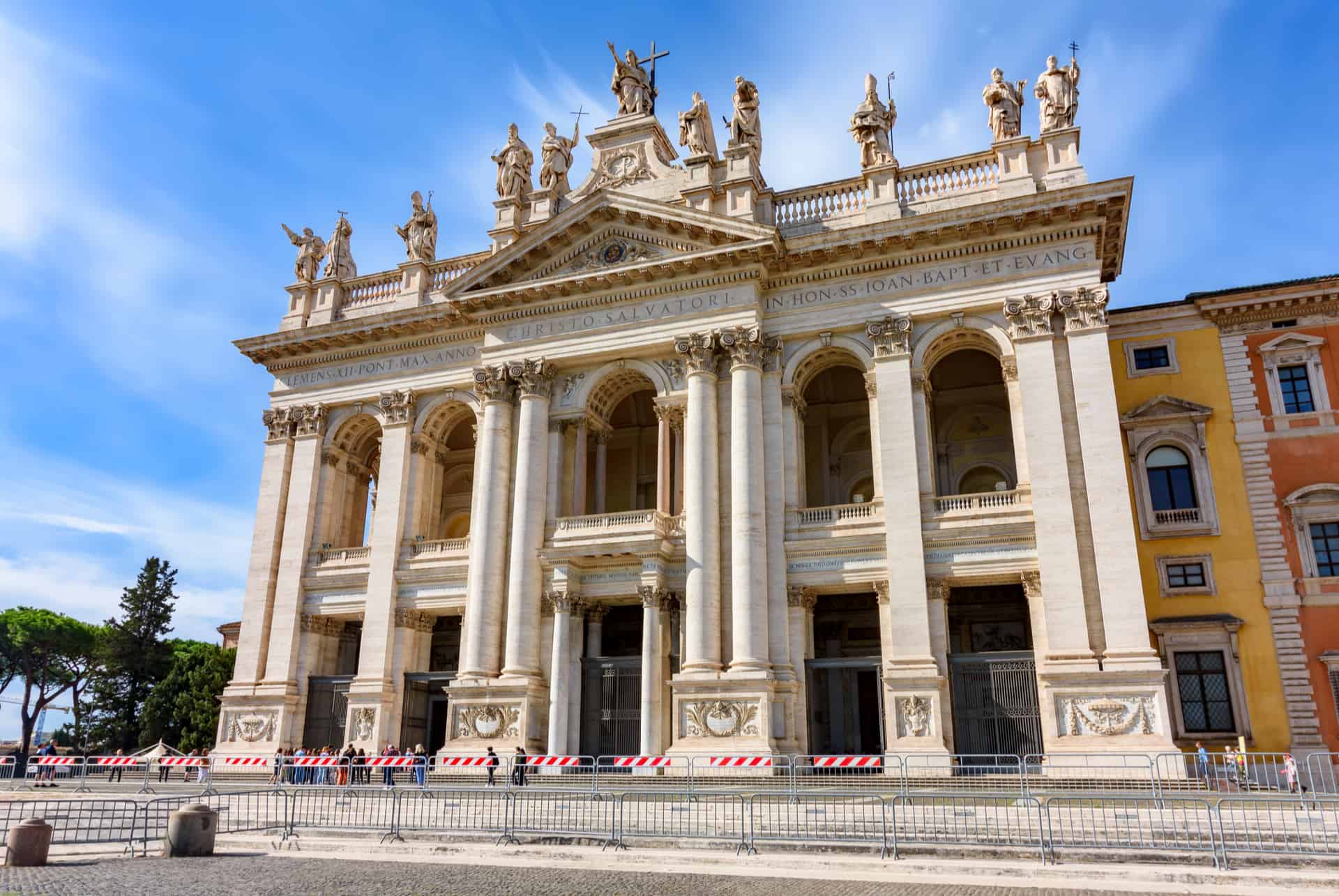facade archi basilique visiter rome en 3 jours