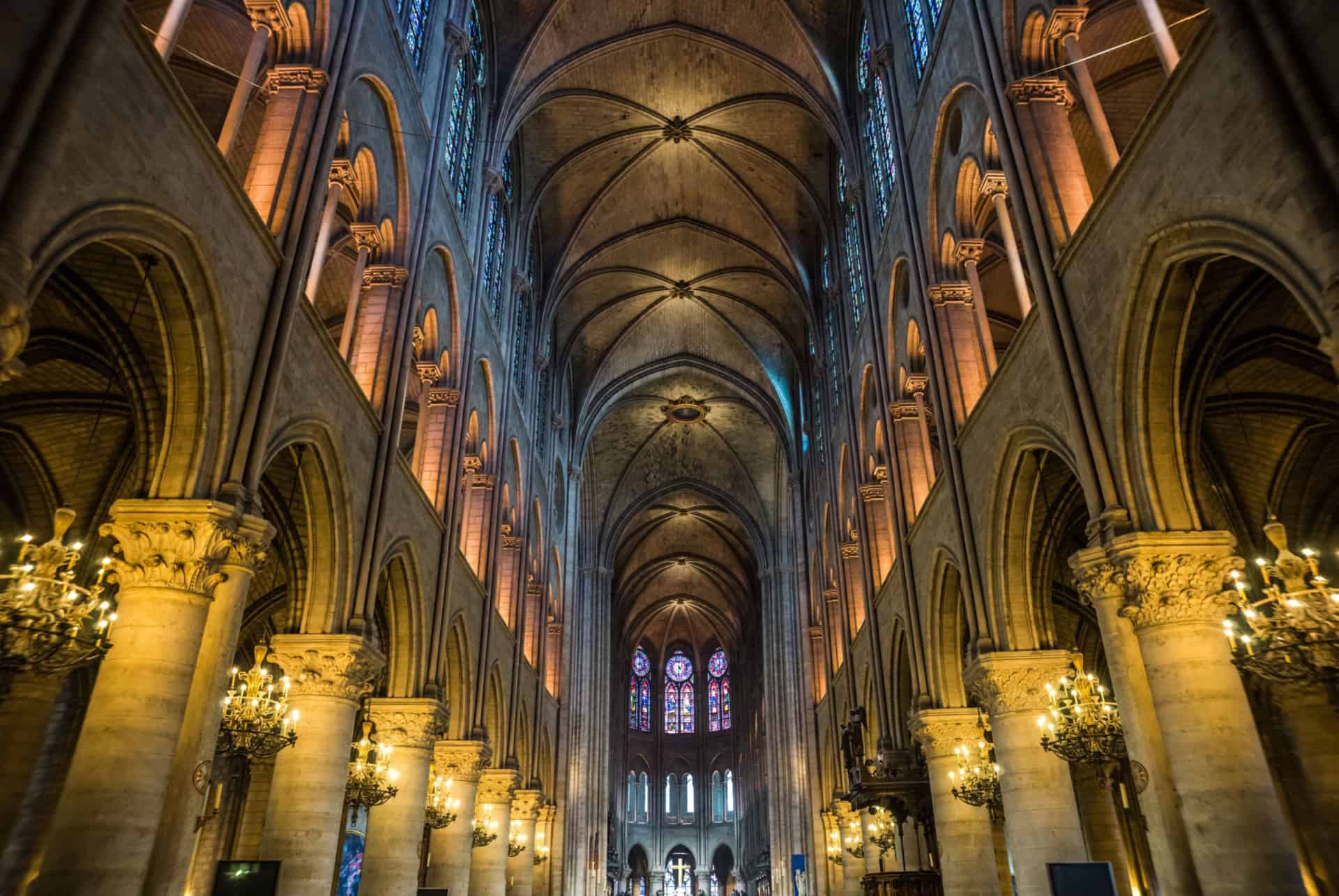 visiter intérieur notre dame de paris