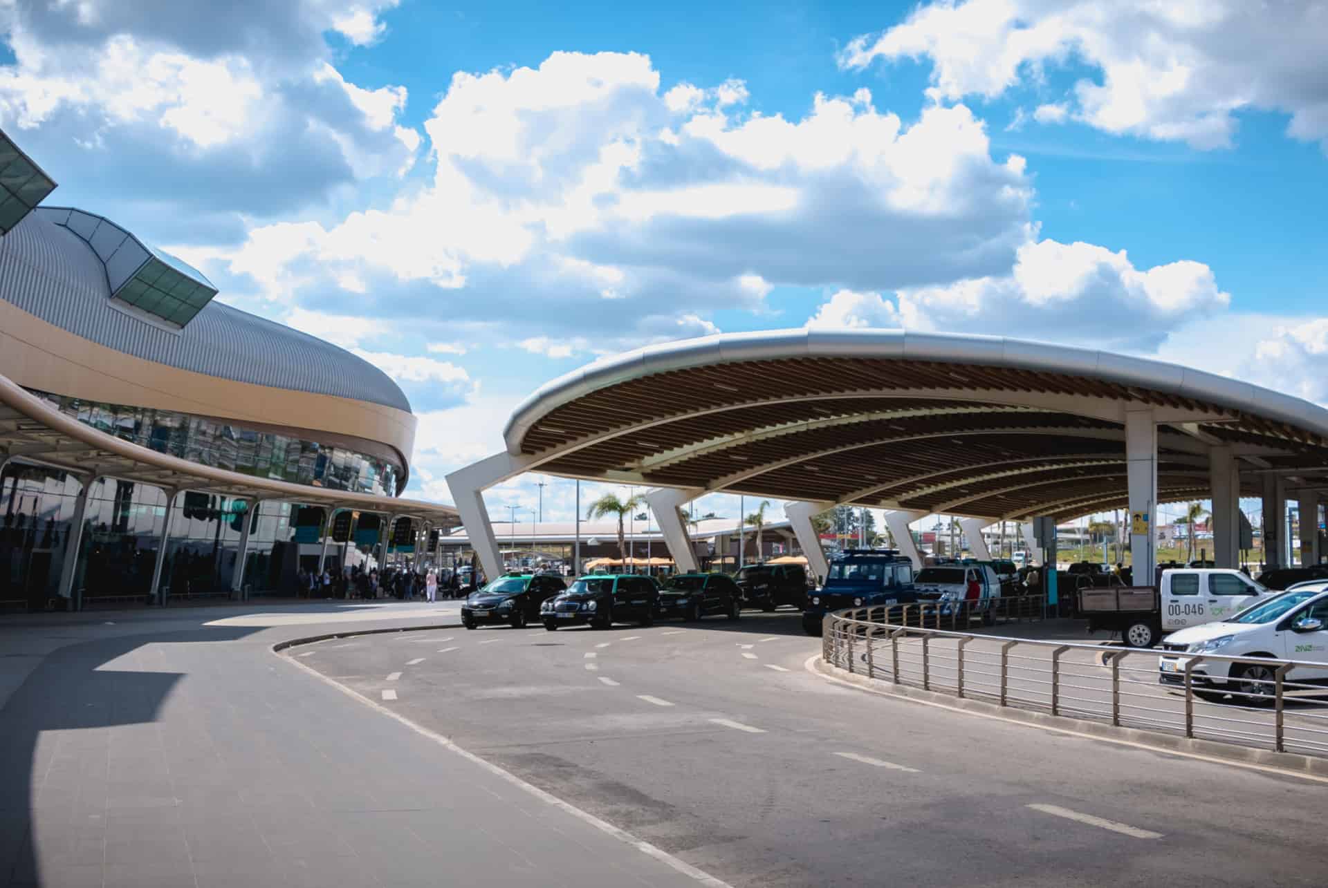 aeroport location voiture faro