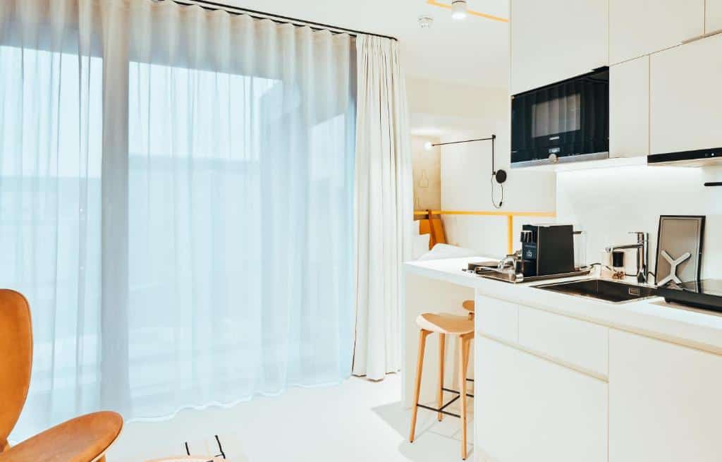 kpm hotel & residences