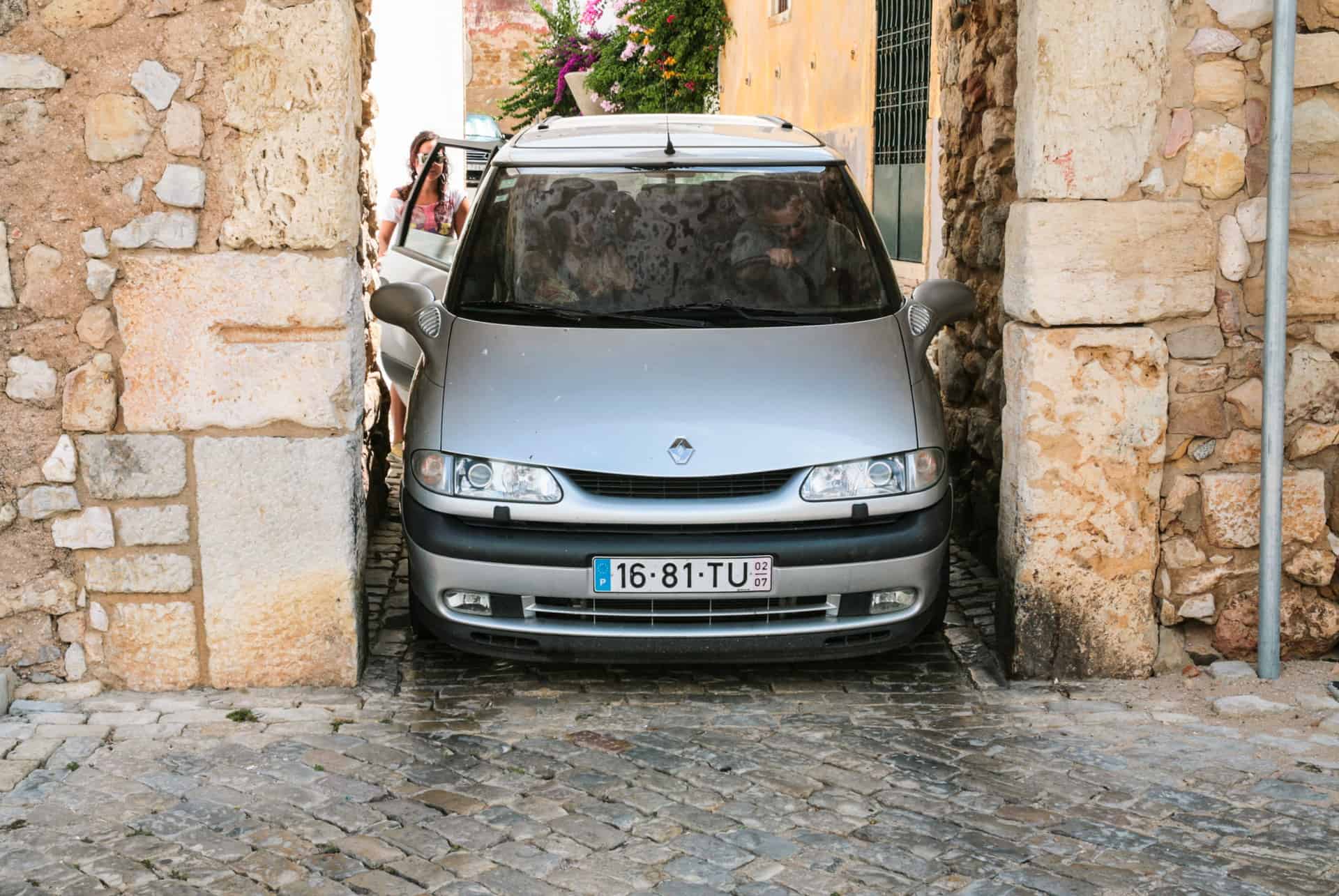 quelle voiture louer faro