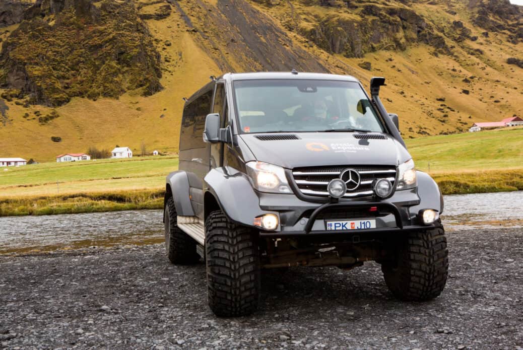 super jeep islande