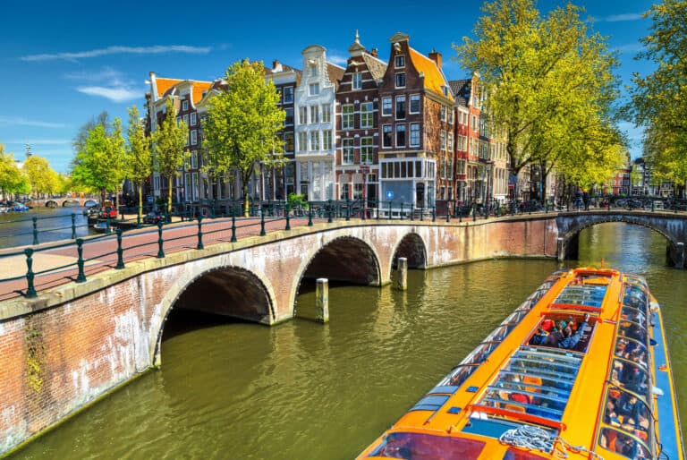 Croisière sur les canaux d'Amsterdam depuis la Gare centrale