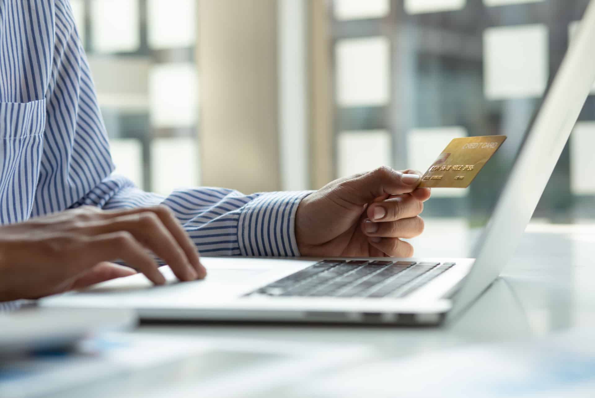 banque en ligne cartes bancaires pour etranger