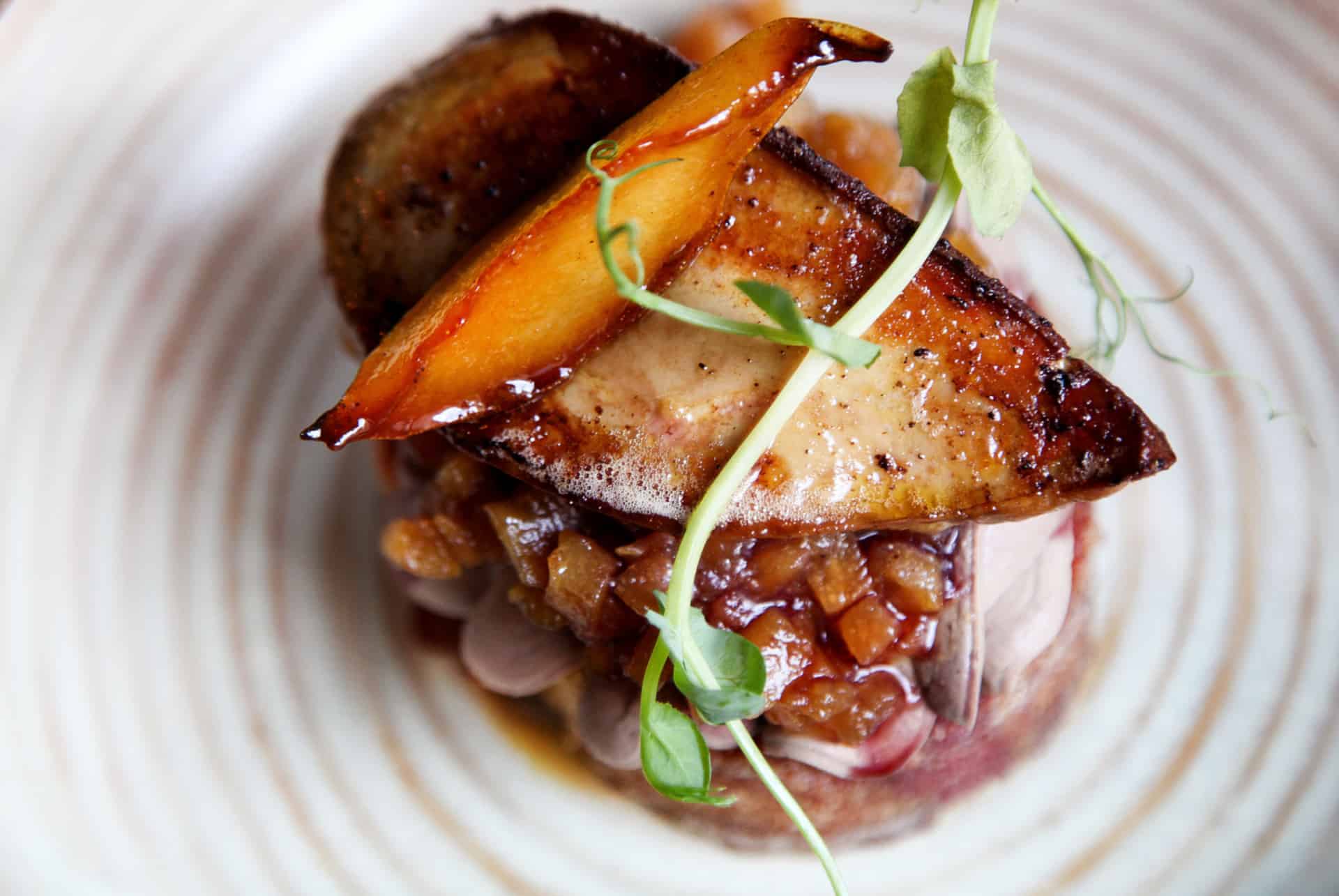 foie gras repas sur la seine