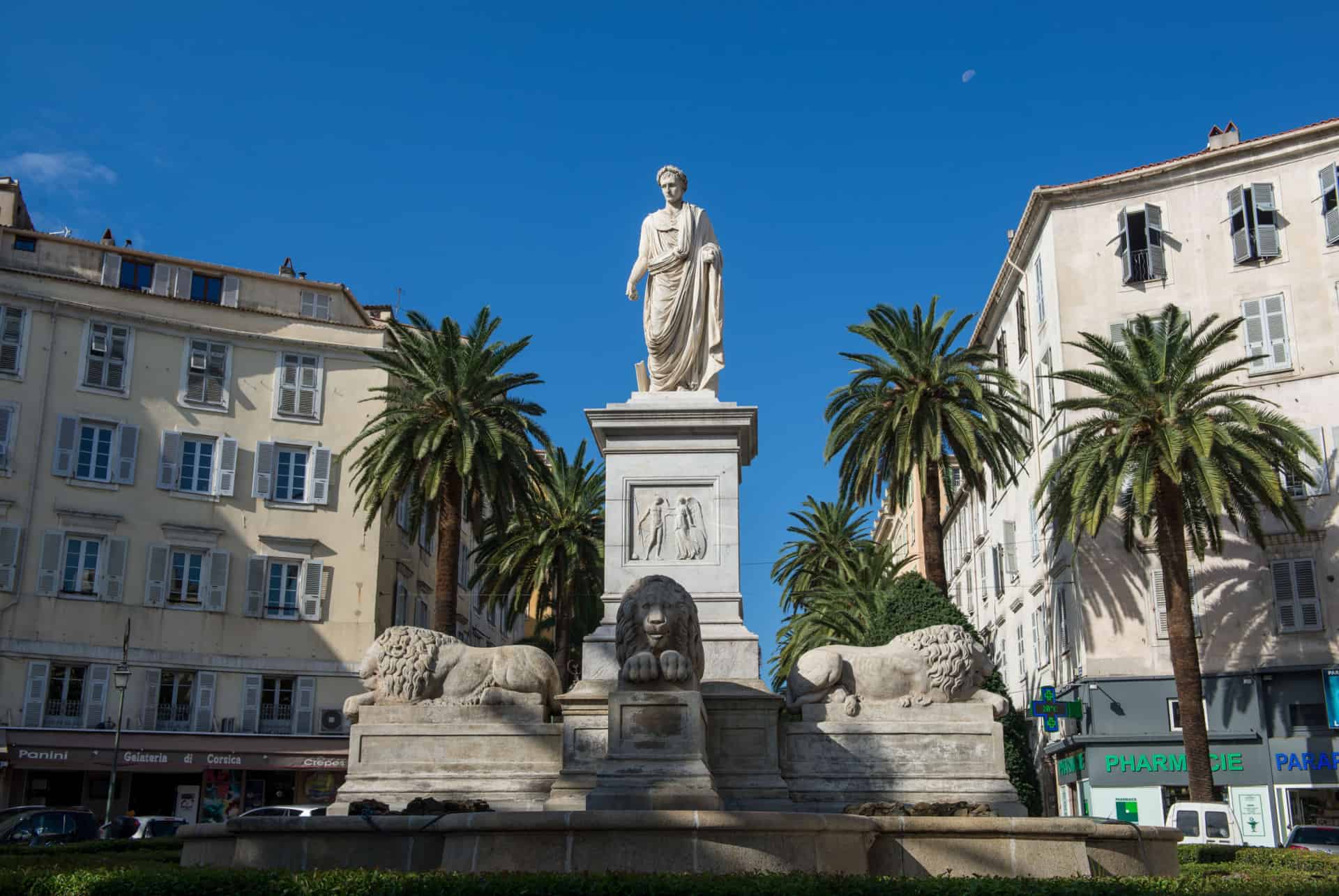 place foch que faire ajaccio