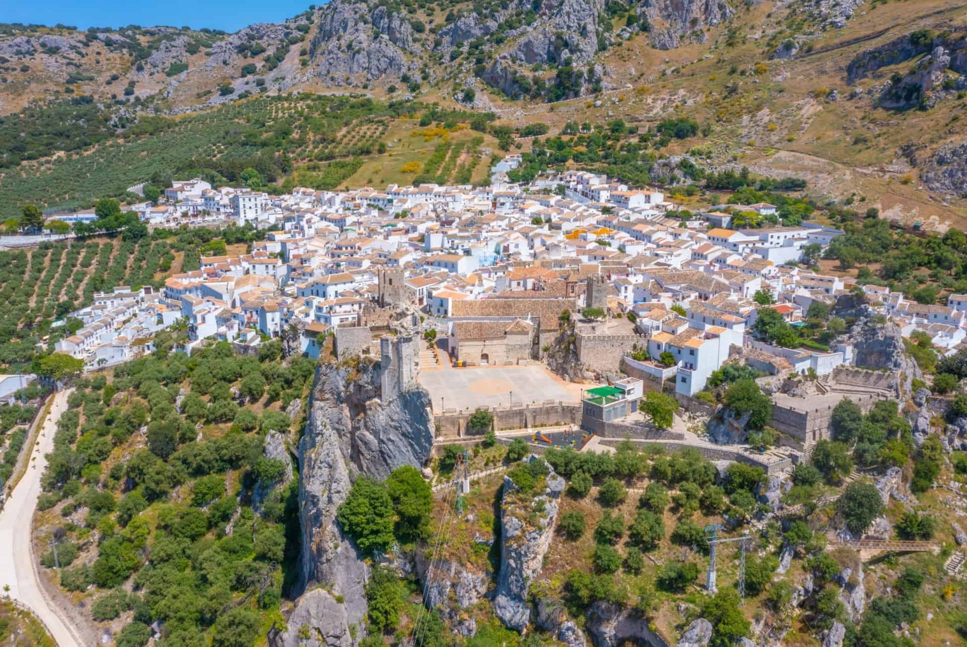 zuheros villages blancs andalousie