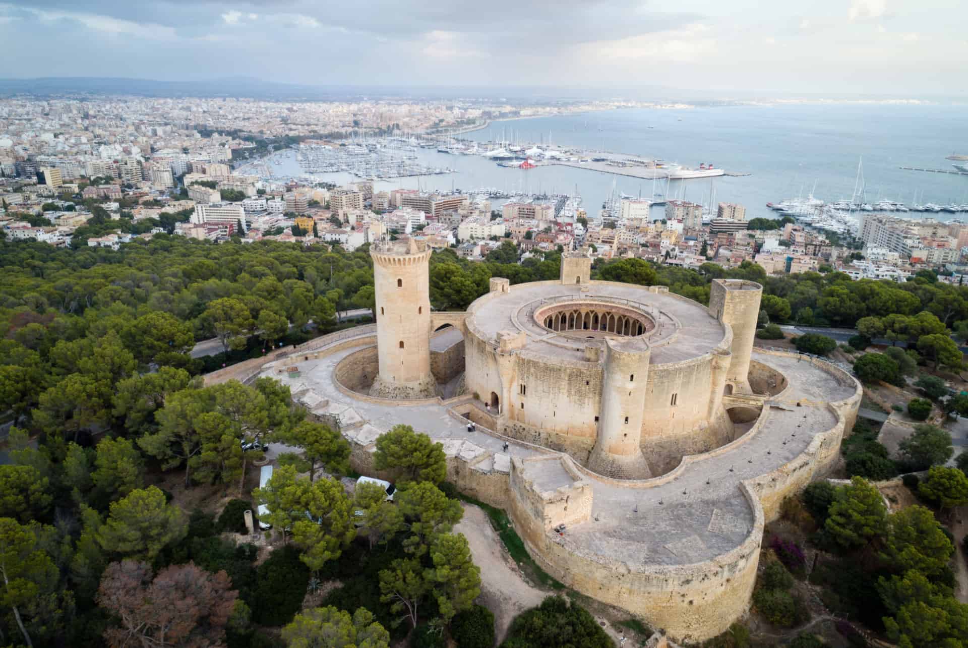 chateau bellver vue aerienne