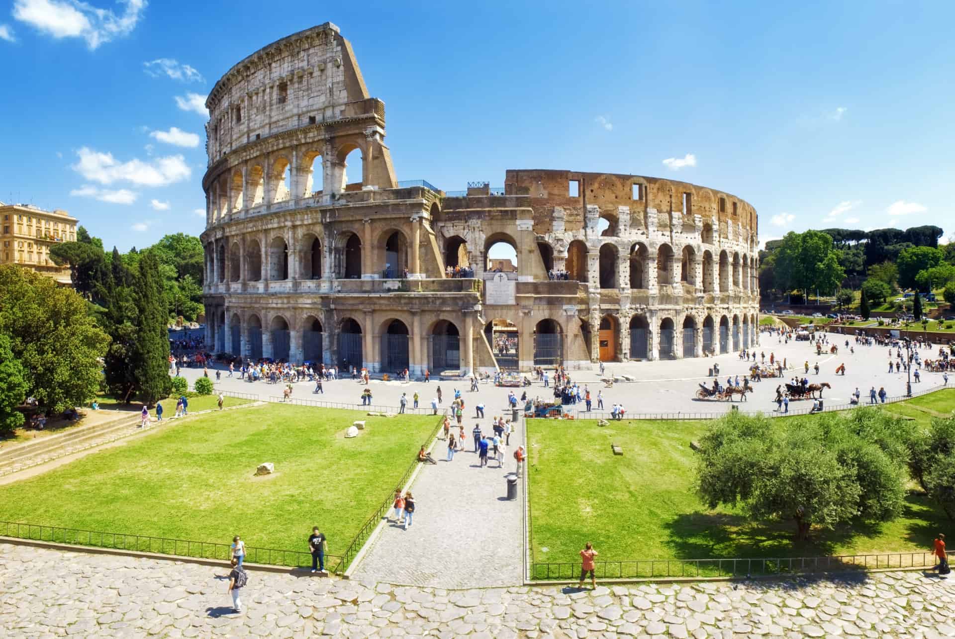 colisee monuments incontournables de rome
