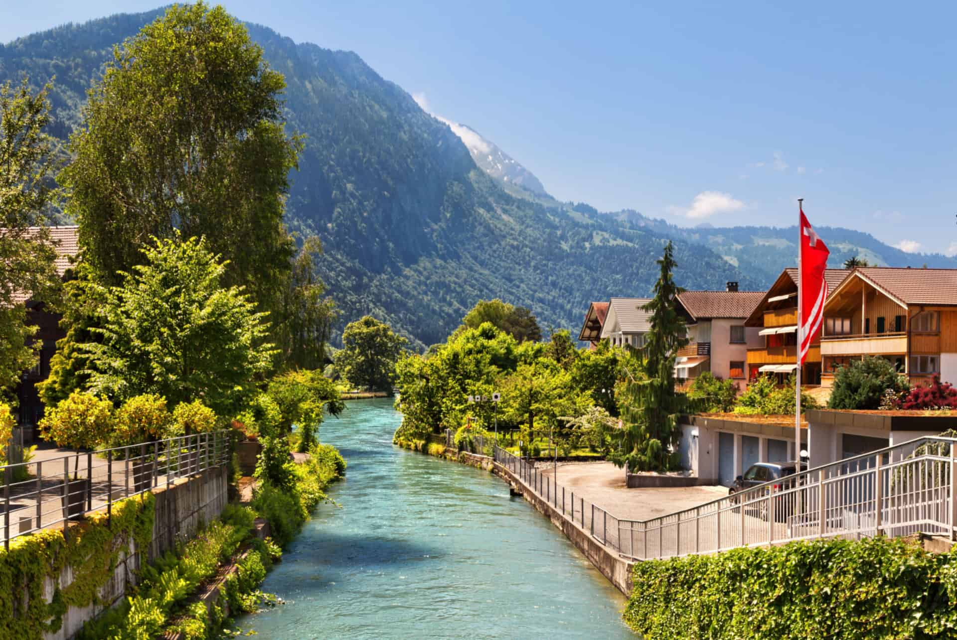 decouvrir interlaken en suisse