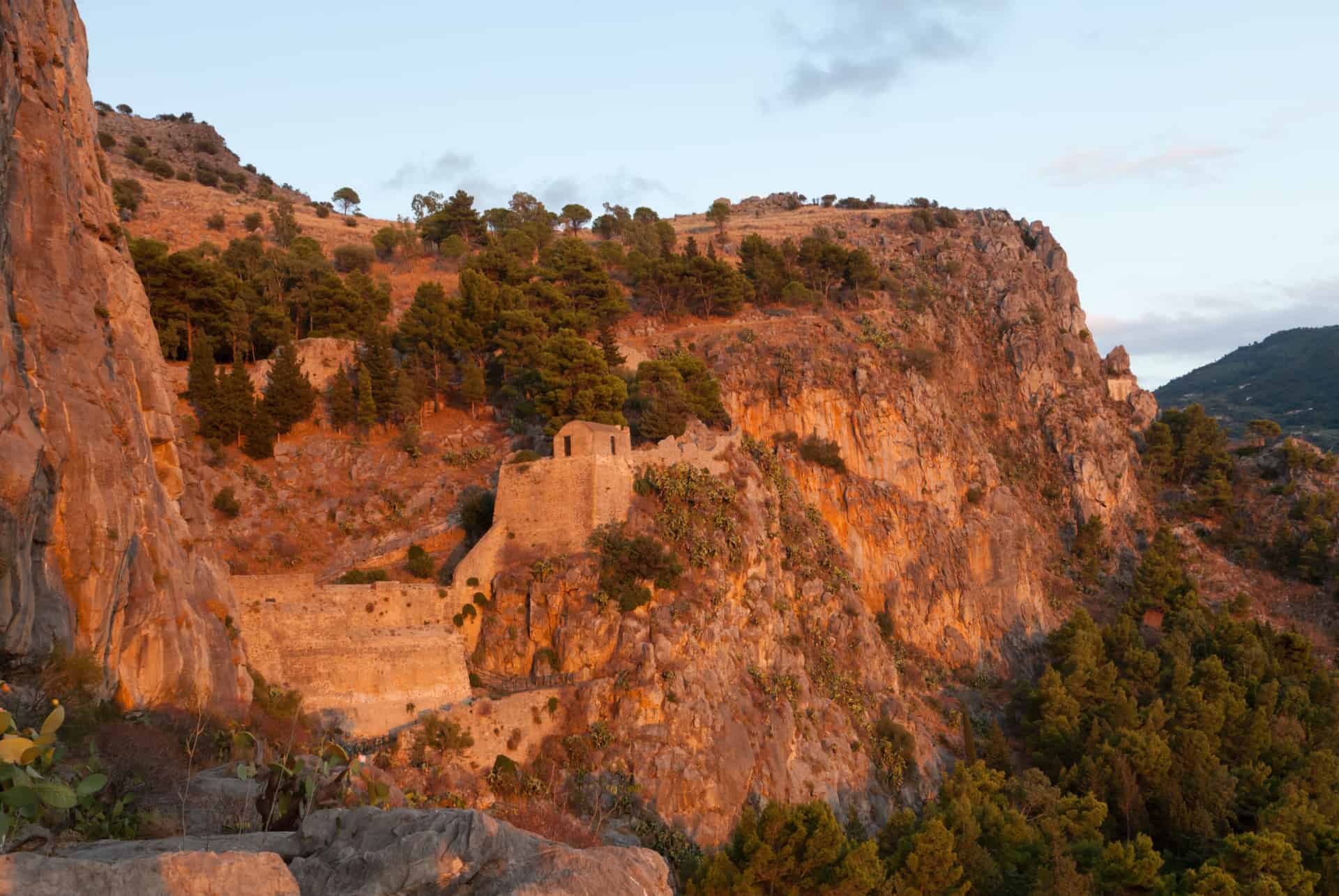 ruines rocca cefalu