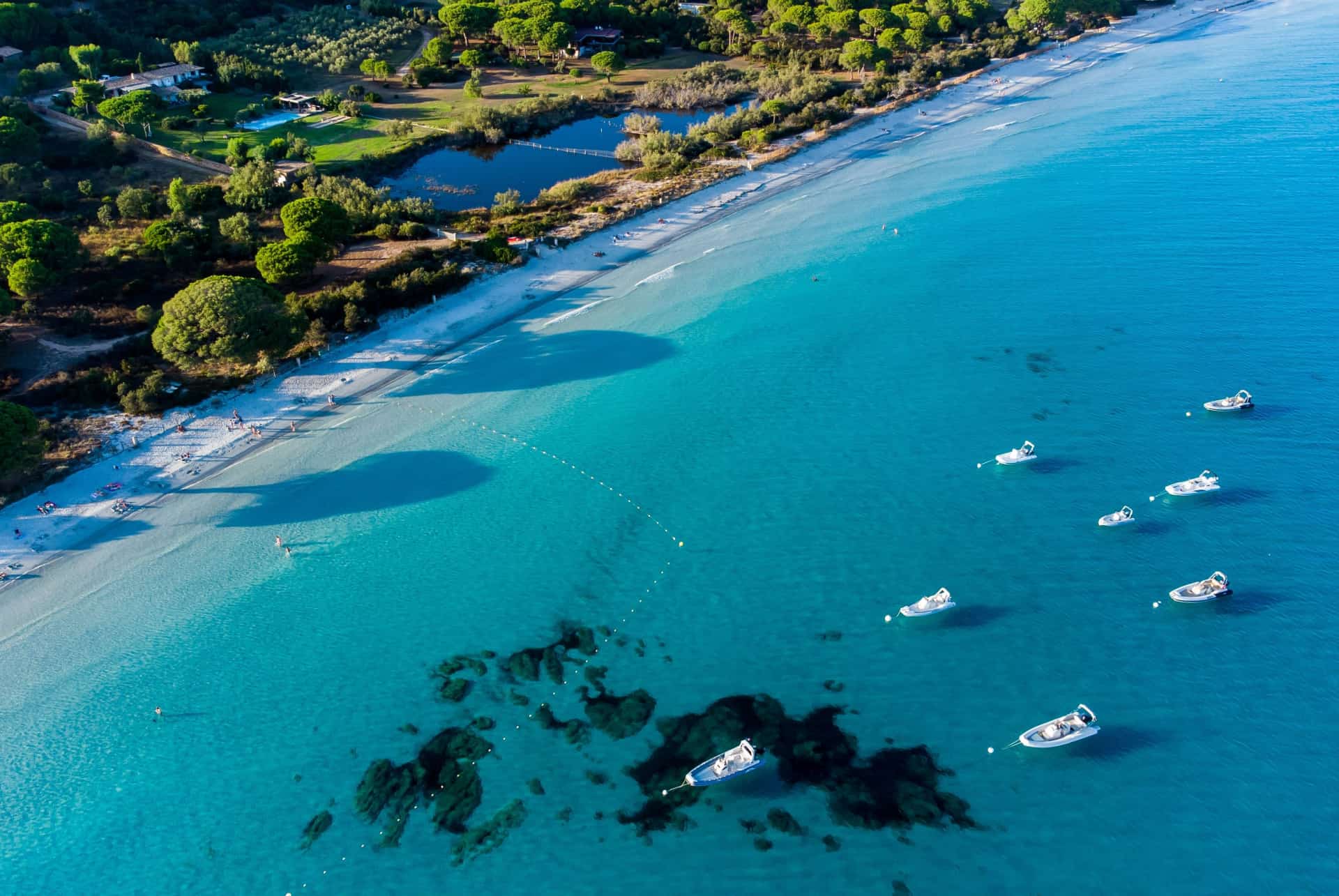 vue aerienne palombaggia visiter corse du sud