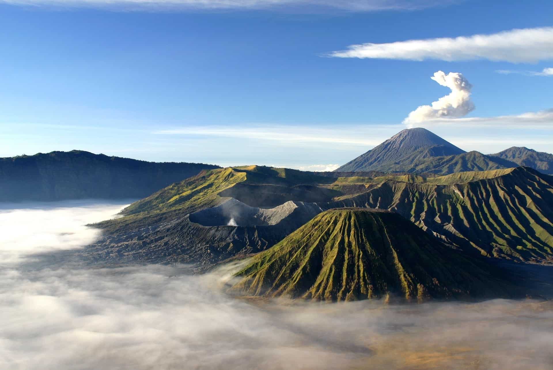 bromo volcans du monde